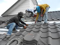 Best Emergency Roof Repair Services  in Haubstadt, IN